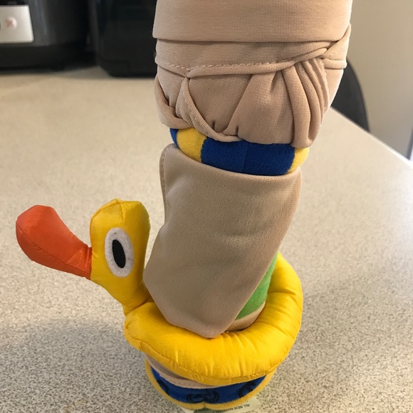 Vintage 2002 Veggie Tales Rare Archibald Asparagus Plushie and VHS - Picture 5 of 7